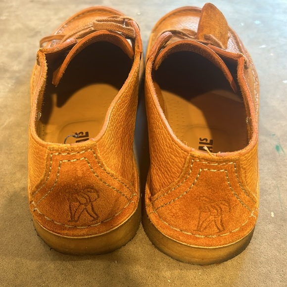 Clarks - Picture 4 of 5